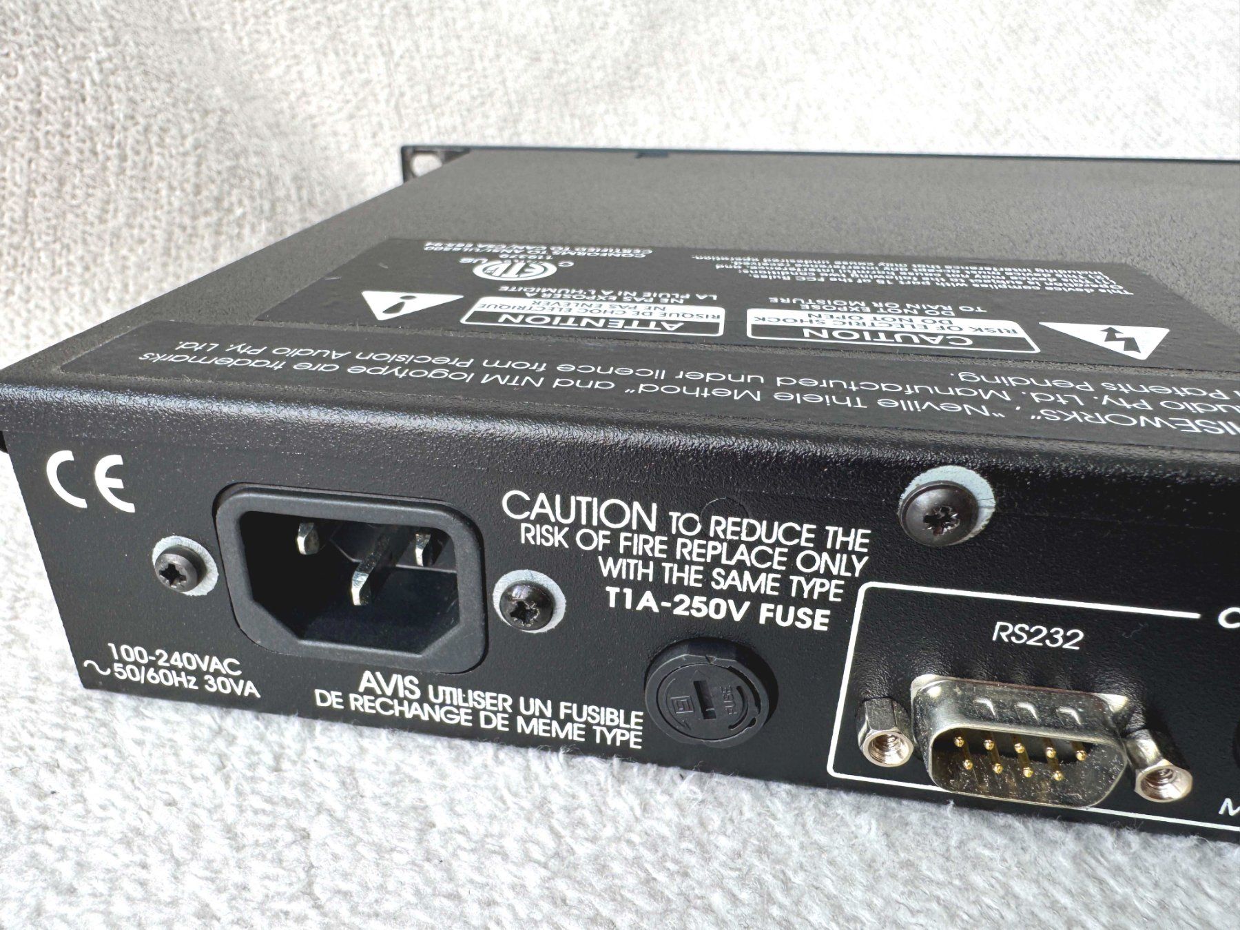 Equalizzatori: BSS FDS-334T Minidrive Loudspeaker Management System - top – Usato da Zürich venduto da Malco0 9