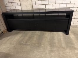 Langes Schwarzes Sideboard mit viel Stauraum