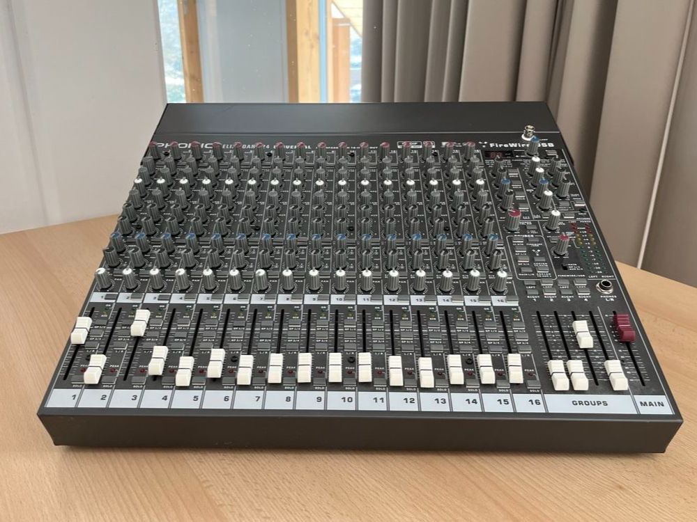 Console di mixaggio: Phonic Helix Board 24 Universal Mischpult mit USB & FireWire – Difettoso da Oberdorf SO venduto da NoHero