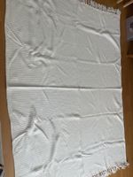 Decke weiss mit Fransen 140x200 cm guter Zustand