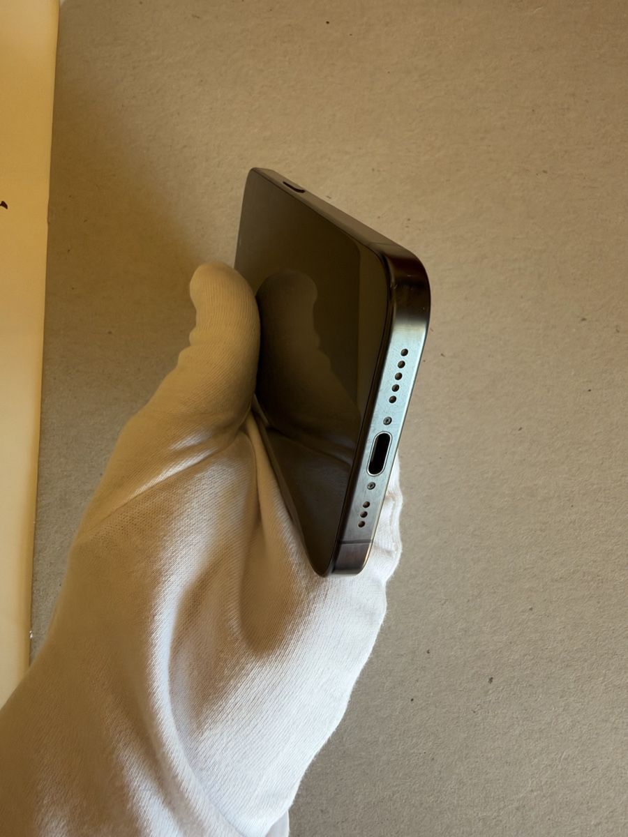 Apple Telefoni cellulari / Smartphones: Apple iPhone 15 Pro 128 Go Titane Noir – Nuovo (secondo la descrizione) da Cressier FR venduto da Swissesape 5