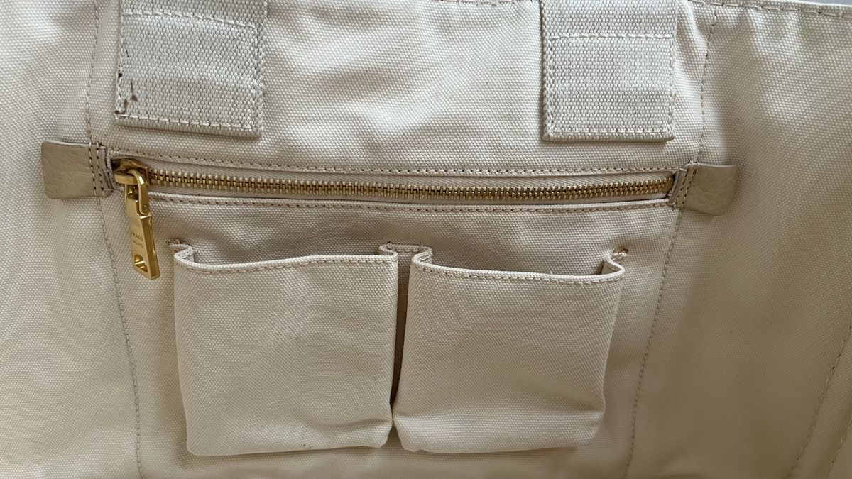 Prada Borse da donna: Prada Canvas Bag XL / beige – Usato da Basel venduto da marinaliane 4