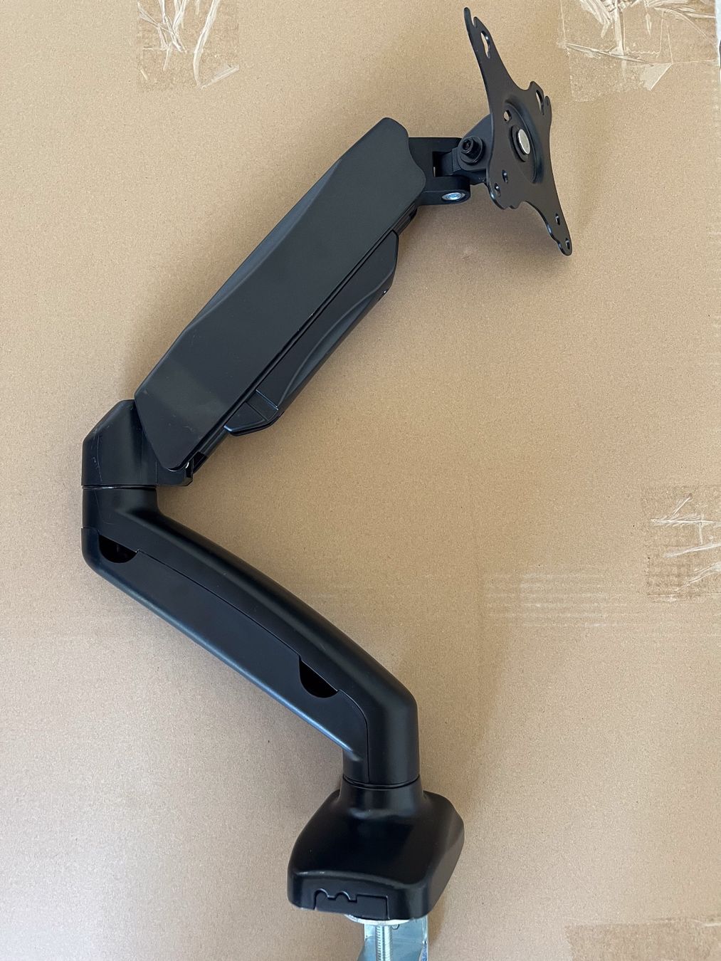 Staffa per monitor: ICY BOX IB-MS303-T Bildschirm Halterung – Usato da Urdorf venduto da Batmobile009 1