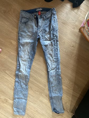 Jeans L&D Damen Grösse 36 hellblau verwaschen guter Zustand