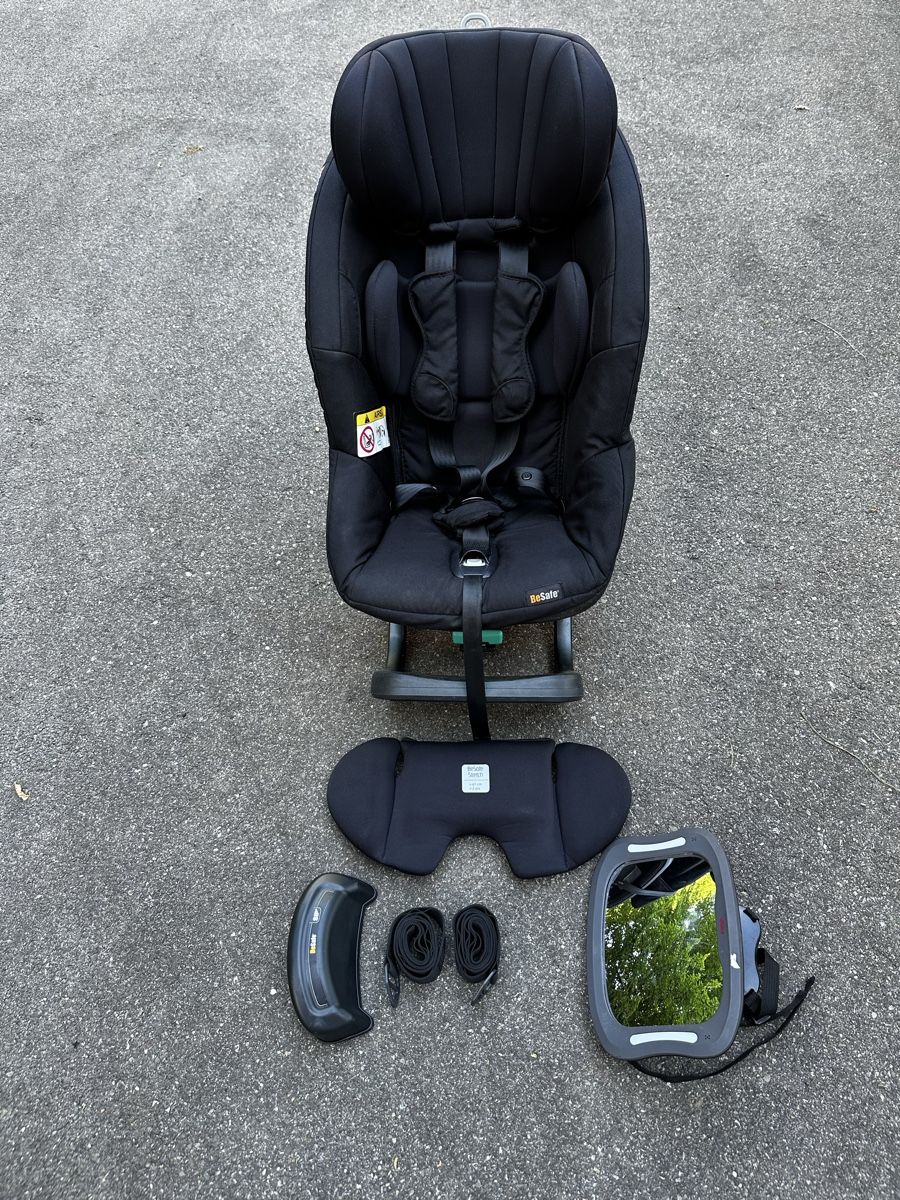 Seggiolini per auto: BeSafe Stretch Kindersitz mit Zubehör – Usato da Zürich venduto da Fabiano-Zueri 1