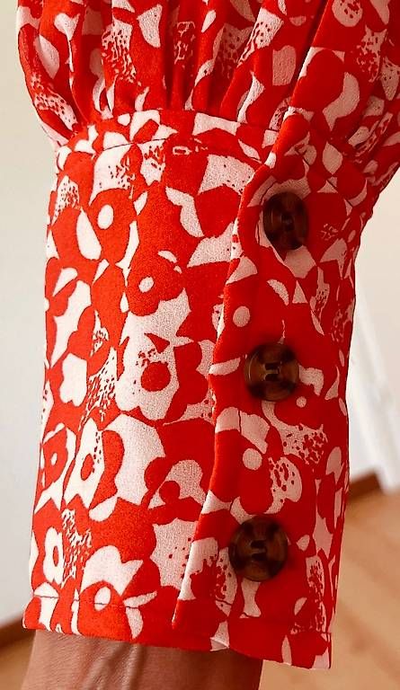 Vestiti: Kleid, Ganni zu verkaufen – Usato da Adligenswil venduto da Gondra 3