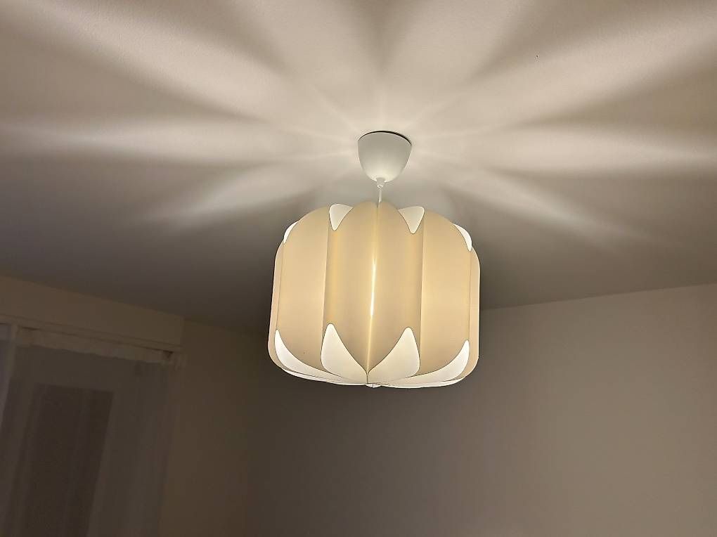 Ikea Lampadari & plafoniere: Lampe suspendue blanc design unique! – Usato da Lausanne venduto da mik_l5py 4