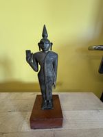 Buddha Figur Bronze Holz Sockel handgefertigt 