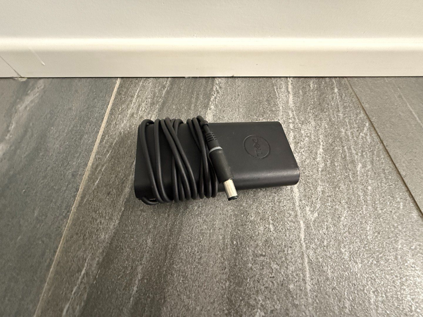 Dell Caricabatterie: Ladegerät Original Dell 90W Adapter  Netzteil – Nuovo e nell'imballaggio originale da Lugano venduto da pandux24 1