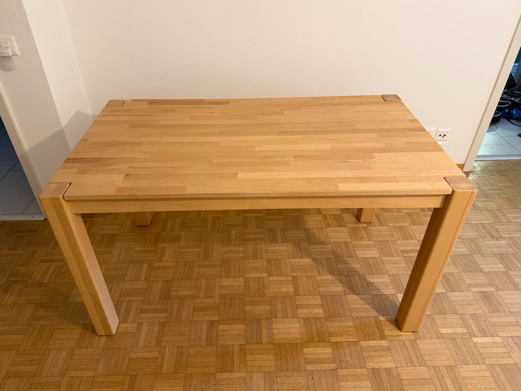 Articoli in legno: Massiver Esstisch aus Buche - Perfekt – Usato da Thalwil venduto da jabba2011 1
