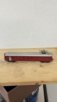 Modelleisenbahn Wagen rot silber Dach Pantograph