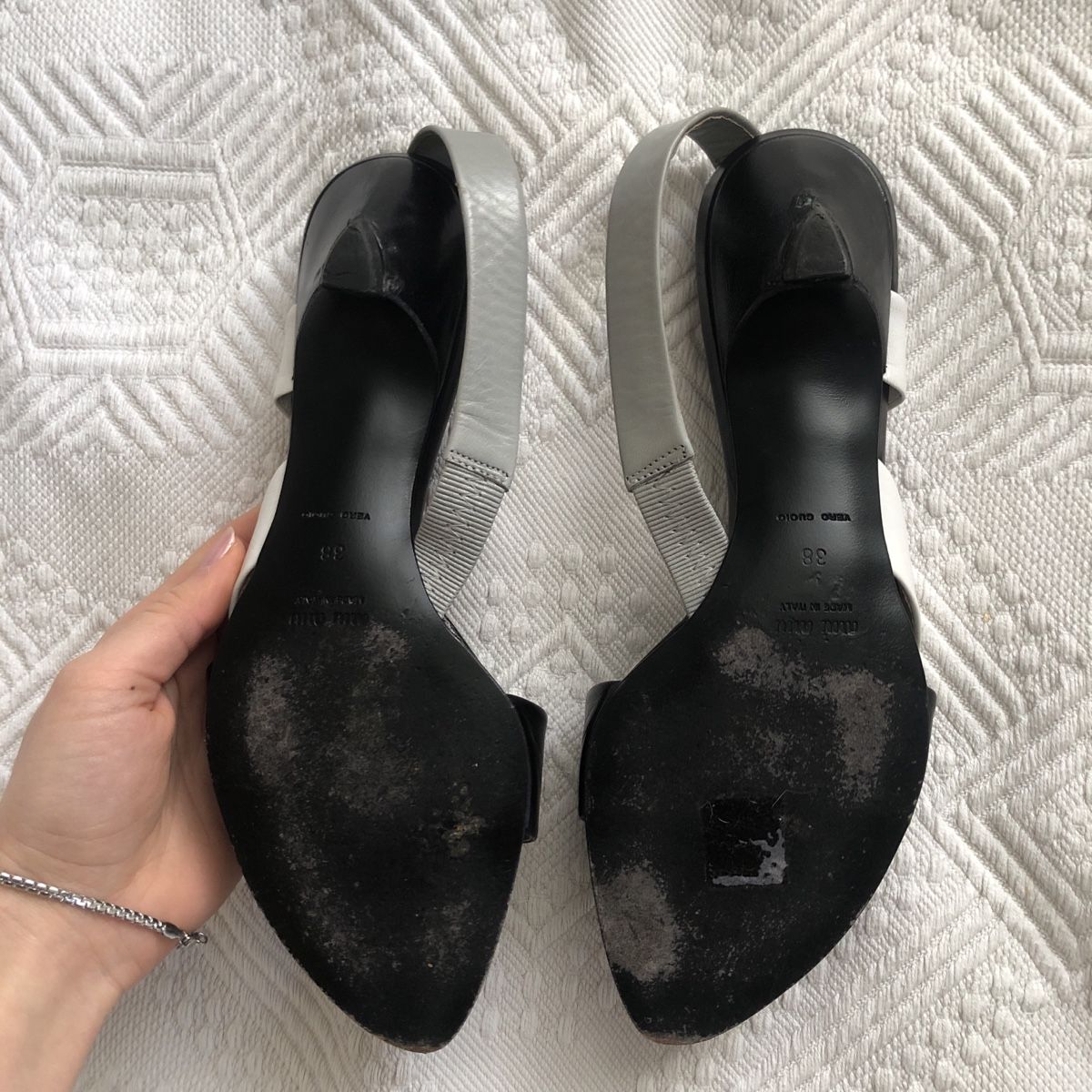 Miu Miu Scarpe da donna: MiuMiu Leder Sandalen – Usato da St. Gallen venduto da Kollision 4