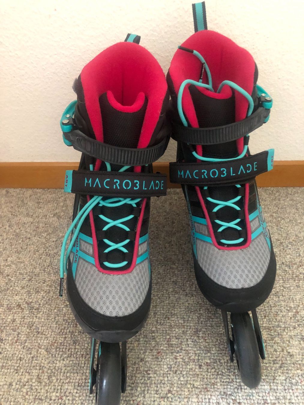Patins à roul. & inline: Macroblade 84 ABT Damen Rollerblade Gr. 38 – D'occasion à Bassersdorf par sammelfloh 2