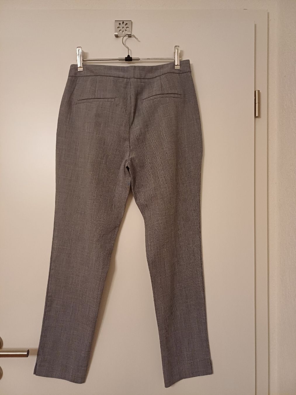 Zara Pantaloni: Pantalon Zara, 36. – Usato da Boudry venduto da JulieG13 2