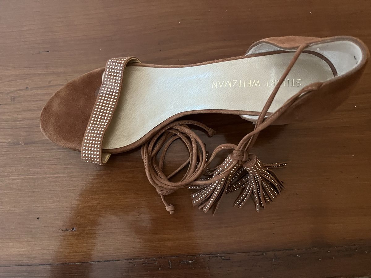 Stuart Weitzman Scarpe da donna: Stuart Weitzman Schnürsandalen, Gr. 40, Cognac, Fransen – Usato da Zürich venduto da 4samsala 1