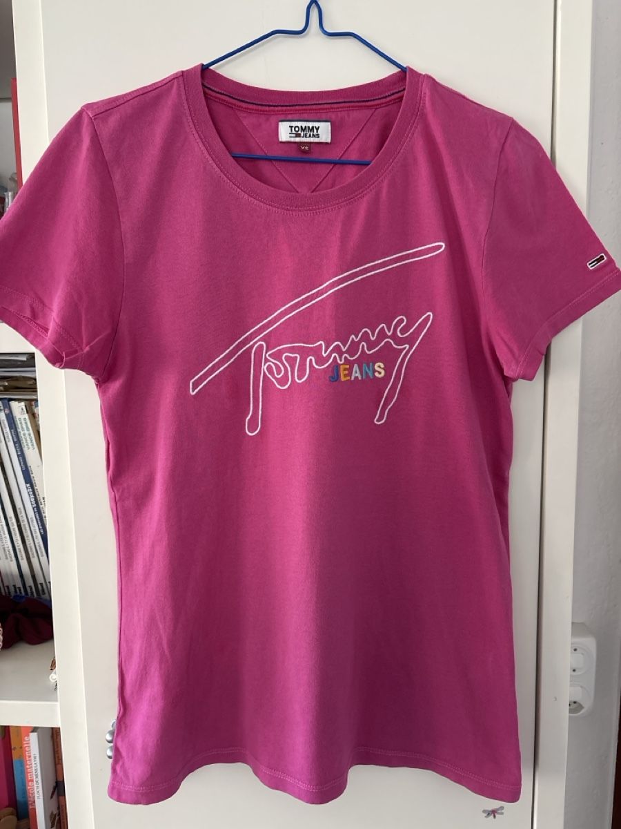 T-Shirts: Tommy Jeans Gr.XS – Gebraucht aus Baden von frb_2cjk