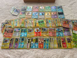 Alte Pokemon Karten Sammlung alle Karten glänzen ca. 150