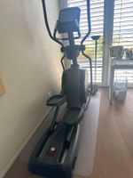 Crosstrainer Circle Fitness schwarz guter Zustand