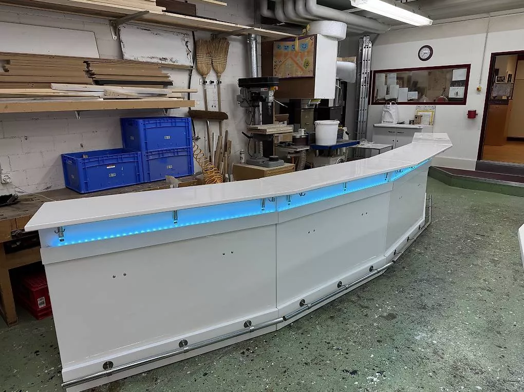 Equipement de magasin & Foires: Bar-Elemente – D'occasion à Nassenwil par Wiessner 1