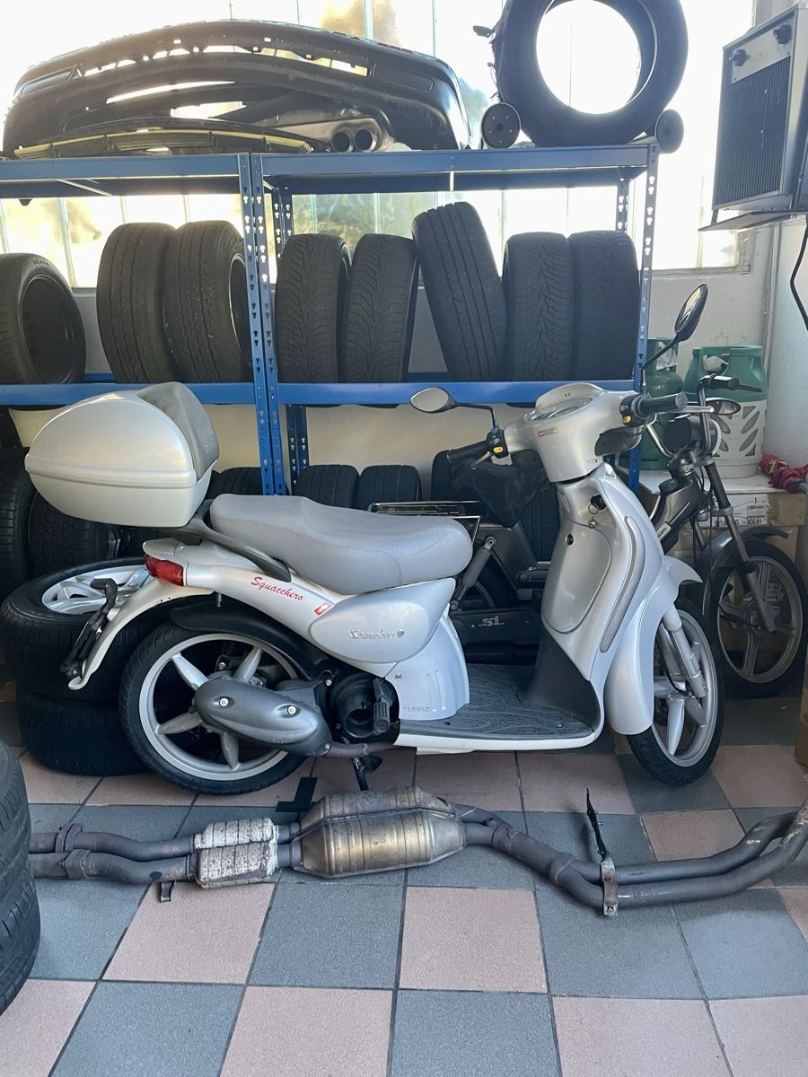 Aprilia Scooter: Aprilia Scarabeo 100 cc – Usato da Morcote venduto da mariano03