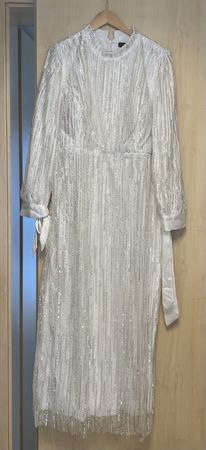 Elegantes, langes, weisses Kleid mit Pailletten, Grösse 54