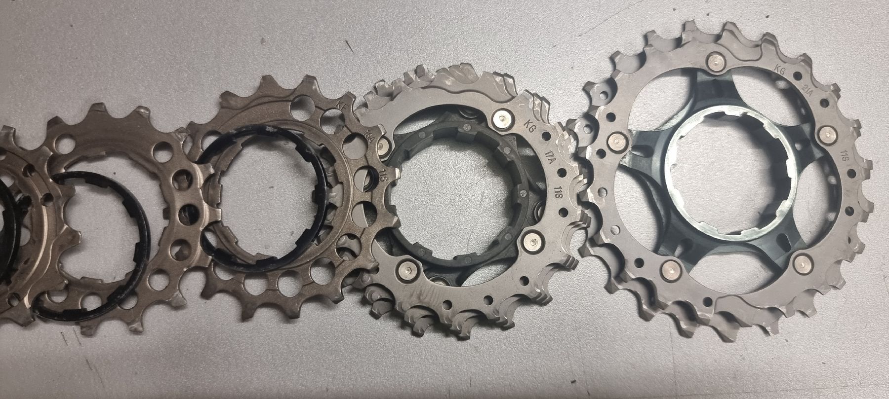 Shimano Ersatzteile: Shimano DuraAce Kassette – Gebraucht aus Seon von Stibinio 3