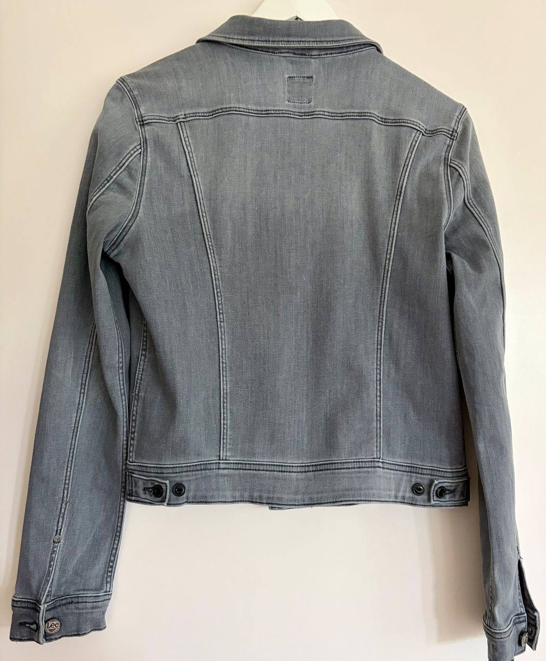 Lee Jacken: Jeansjacke von Lee in Grau, Gr. M – Gebraucht aus Zürich von Maria2021 1