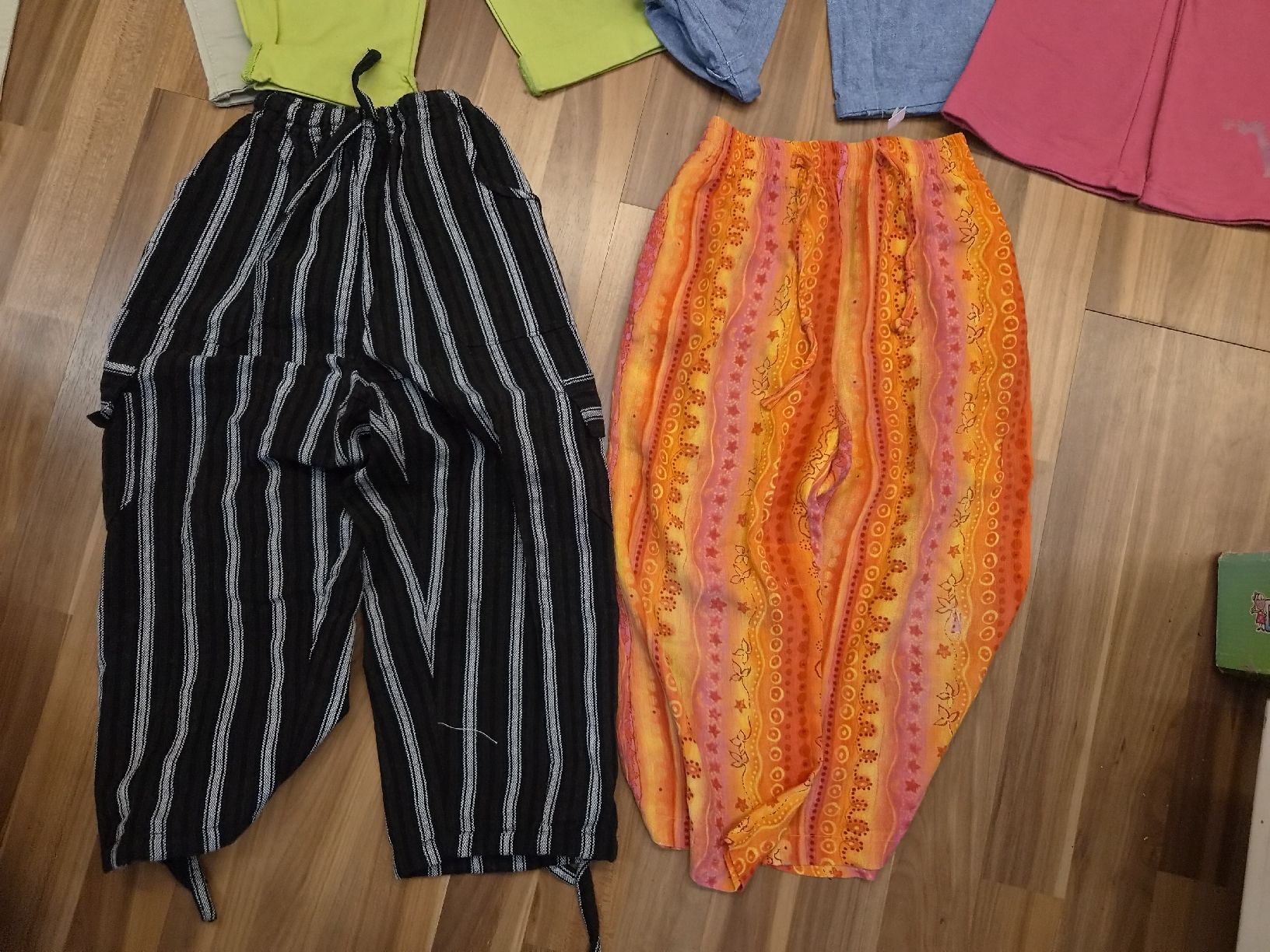 Hosen: 6 Hosen gr110 b4 – Gebraucht aus Schwarzenburg von Flamingo07 1