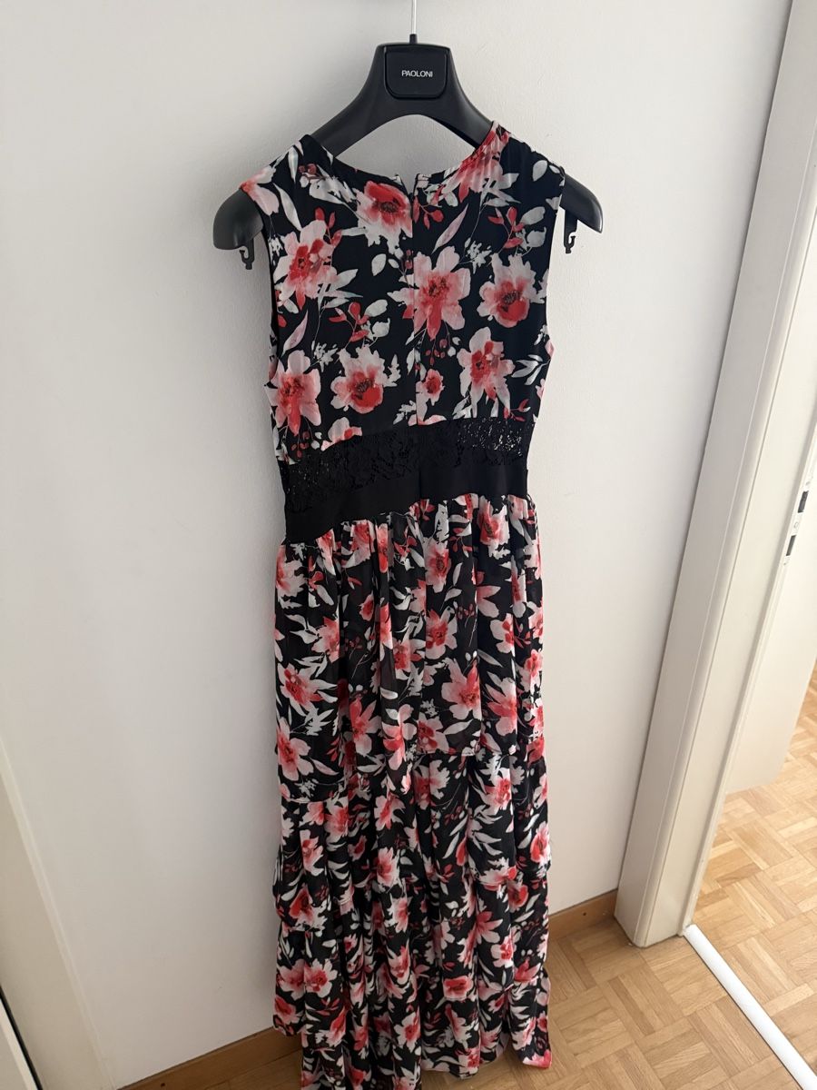 Guess Kleider: Vestito Guess – Gebraucht aus Genève von val_y2r2 1