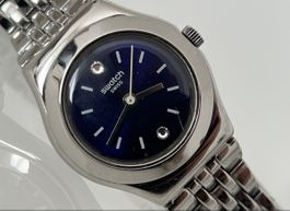 Swatch Damenuhr 25mm (Batterie läuft)