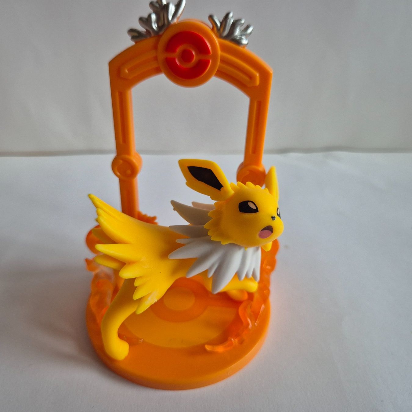 Pokémon Statuette: Evoli Sammelfigur - Blitza Motiv - MER – Nuovo (secondo la descrizione) da Zürich venduto da Mephisto87 2