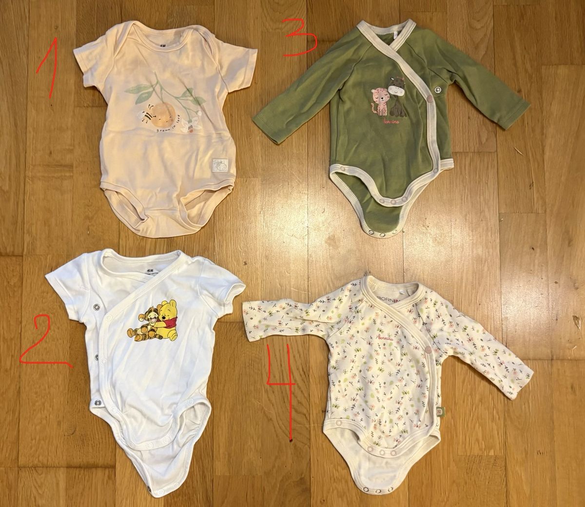 Camicie, Top & T-shirt: Bodys kurz und Langarm Gr.50-56 – Usato da Oberhofen am Thunersee venduto da ver_n9w9