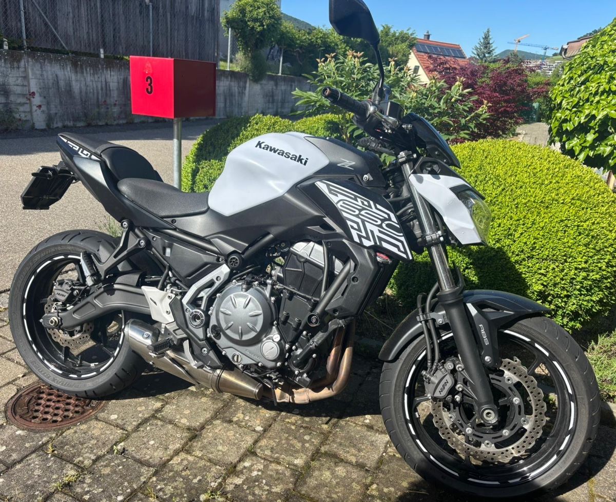 Kawasaki Strada: Kawasaki Z650 ABS 35kW – Usato da Gretzenbach venduto da leo_nmg6