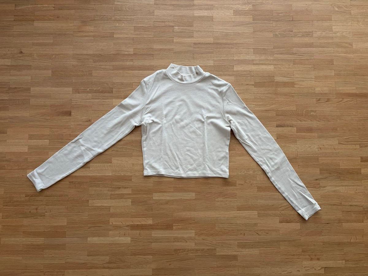 Pull&Bear Top: Langarm-Shirt – Usato da Zürich venduto da car_7h6s