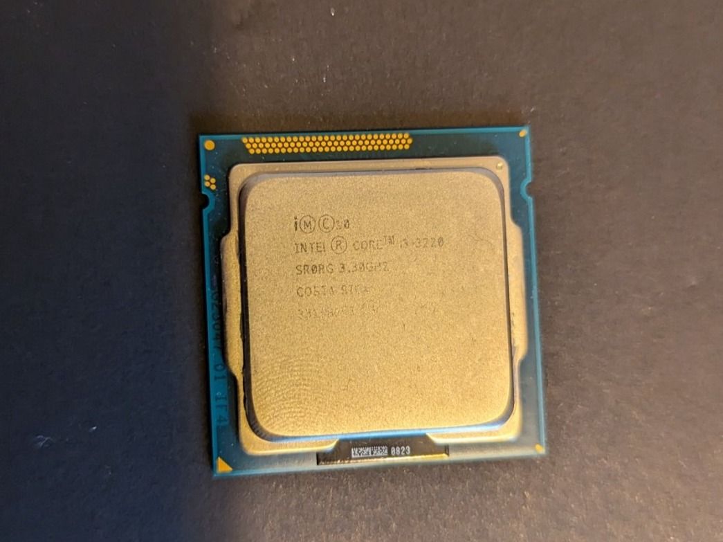 Intel Componenti elettronici: Prozessor / CPU Intel i3-3220 3.30GHz – Usato da Winterthur venduto da cradusie