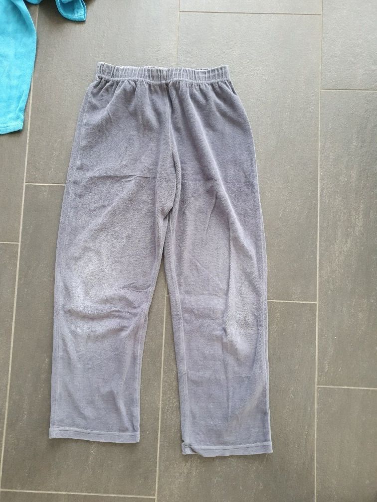 Pigiama & Simili: Pjama Gr. 128 – Usato da Oberegg venduto da Roberto24 3