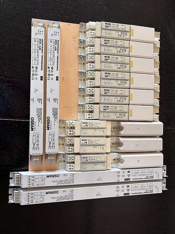 Lampade: Selfs pour luminaires – Usato da Avry-sur-Matran venduto da DBxx