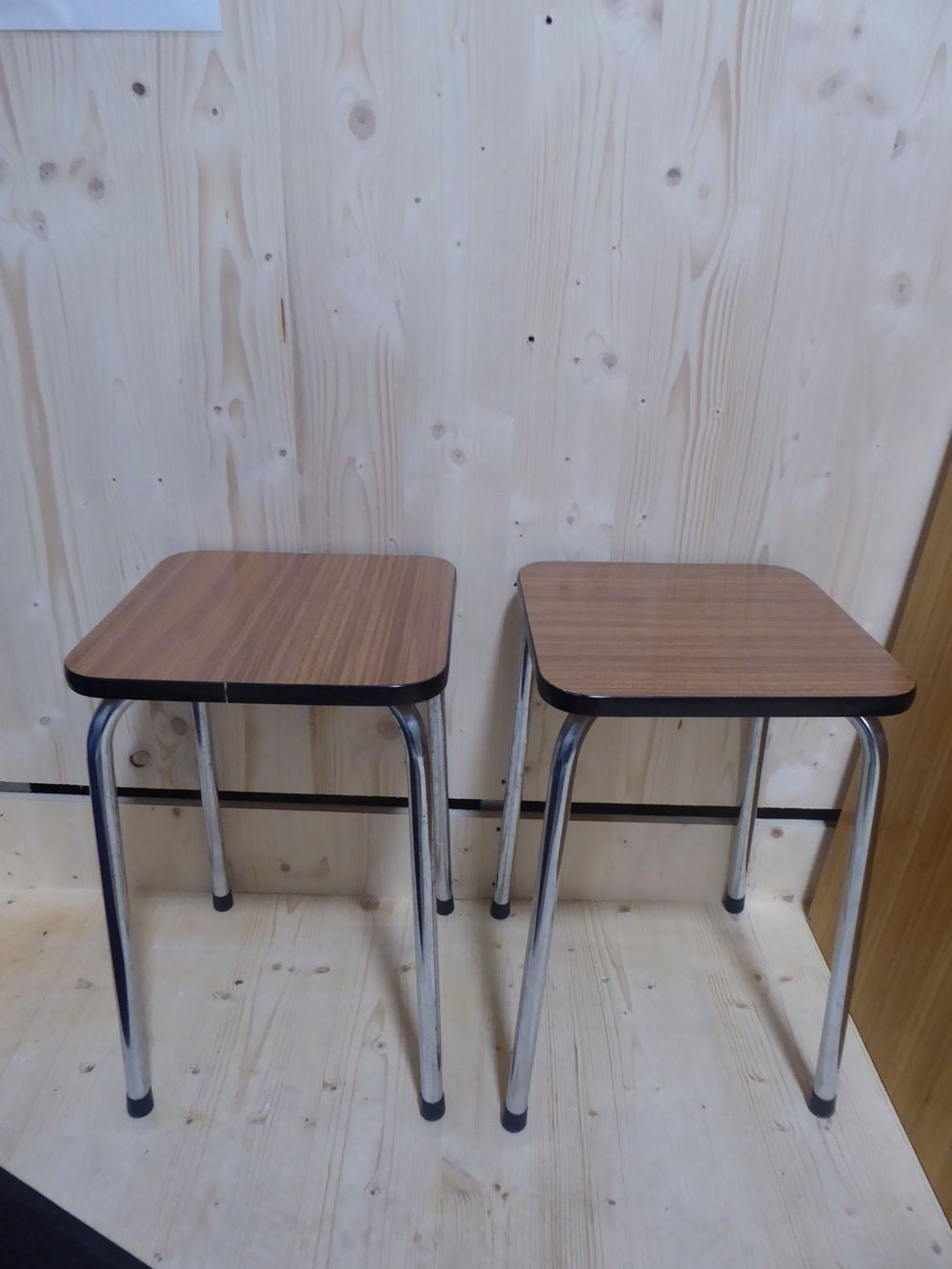 Sgabelli: Taburettli Hocker – Usato da Willisau venduto da Willi610