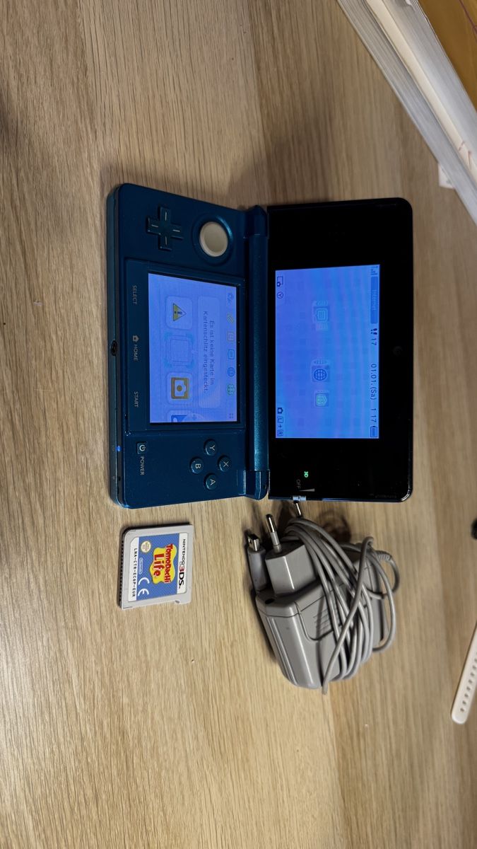 Nintendo Console: Nintendo 3ds + Tomodachi Life – Usato da Oschwand venduto da pinguin075 1