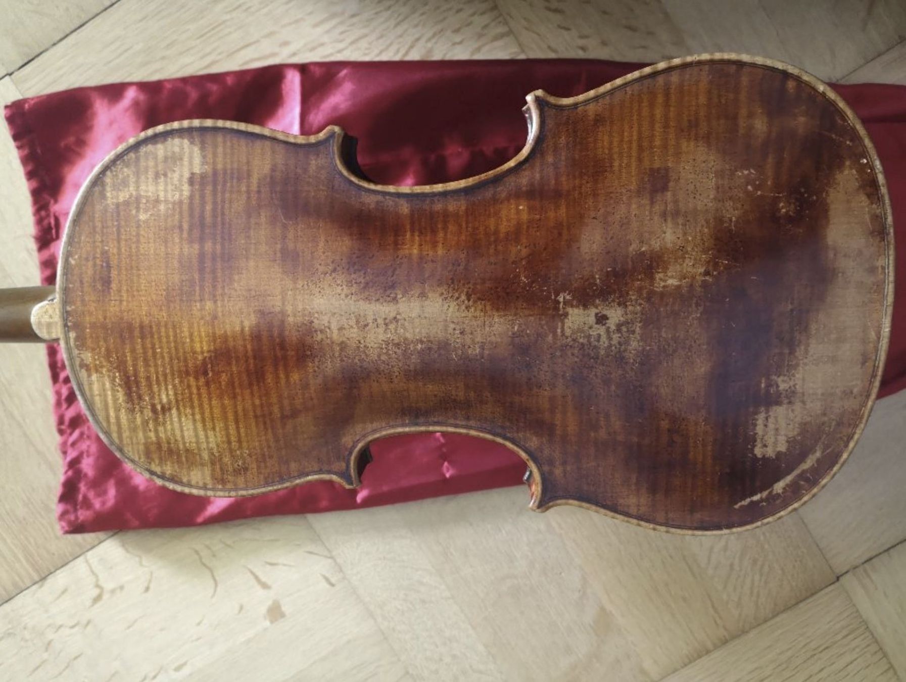 Strumenti musicali: Konzertgeige mit zwei Geigenbogen – Usato da Sierre venduto da sevenworlds 2