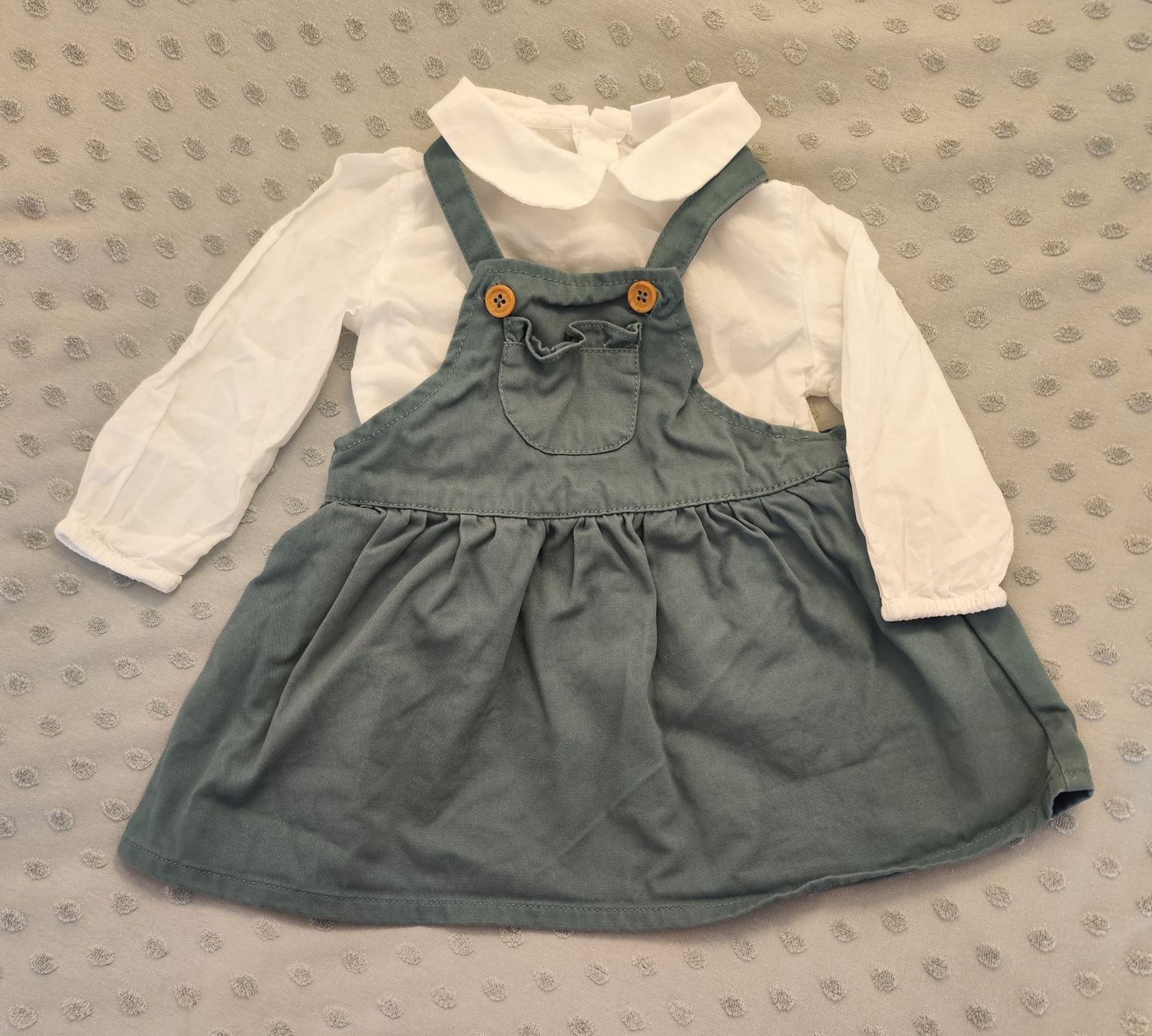 Lotti & Set di vestiti: Kleid + Bluse - Set, Grösse 9M – Nuovo (secondo la descrizione) da Reinach BL venduto da chilller92