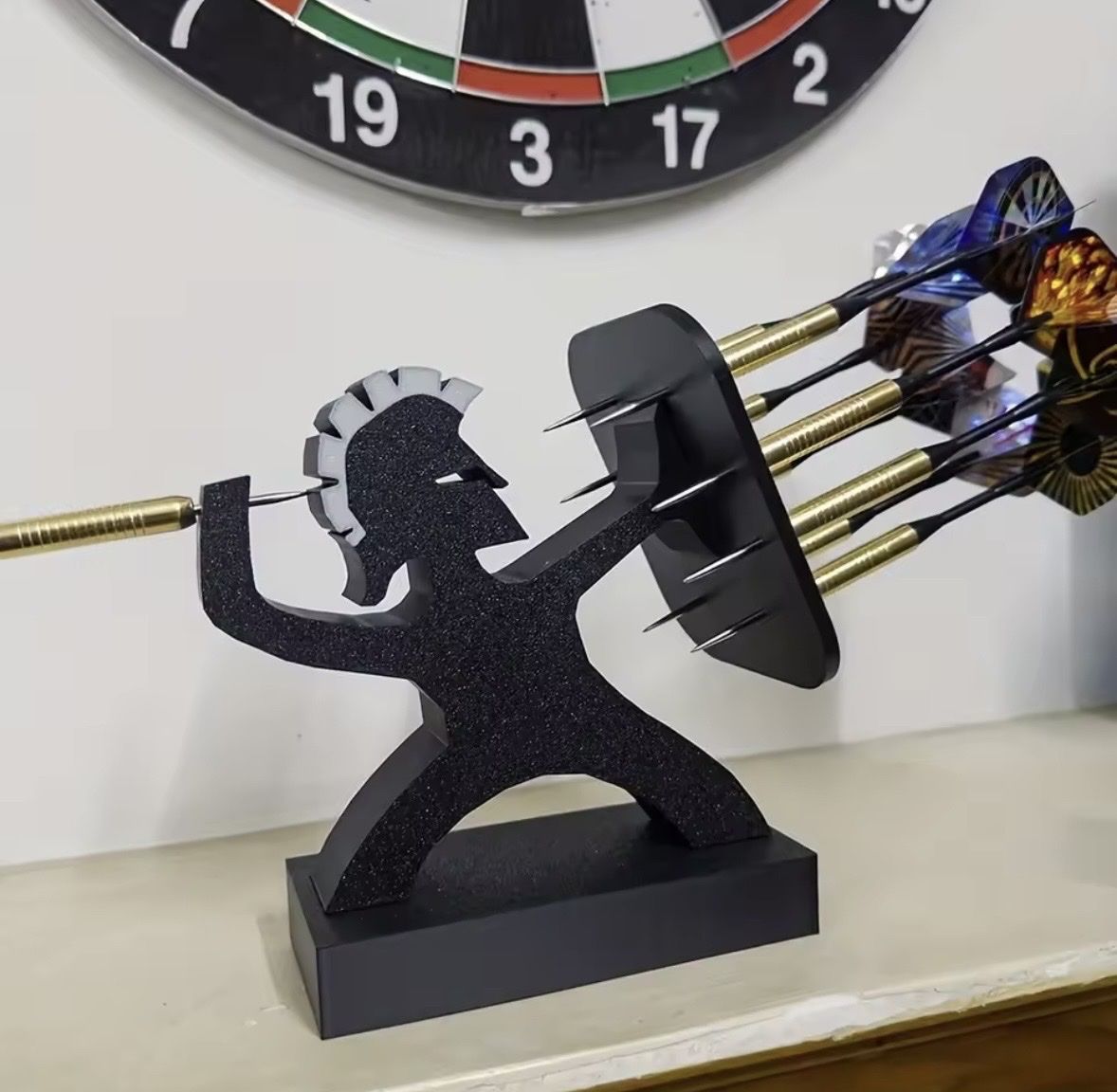 Freccette: Dart/Darts Halterung - Spartaner Design – Nuovo e nell'imballaggio originale da Heimiswil venduto da Mad2mad
