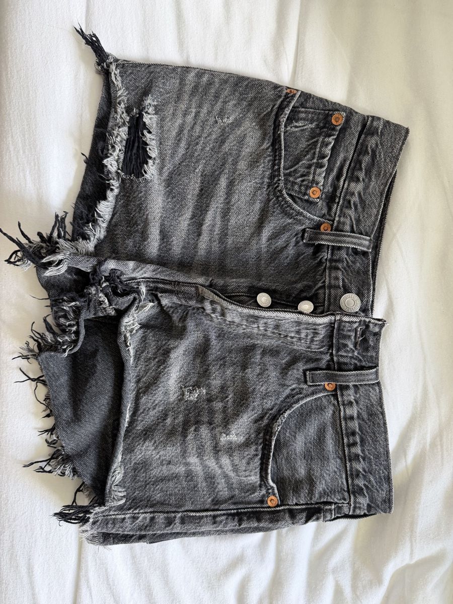 Levi's Jeans: Levi’s short – Usato da Zürich venduto da jad_mnb2
