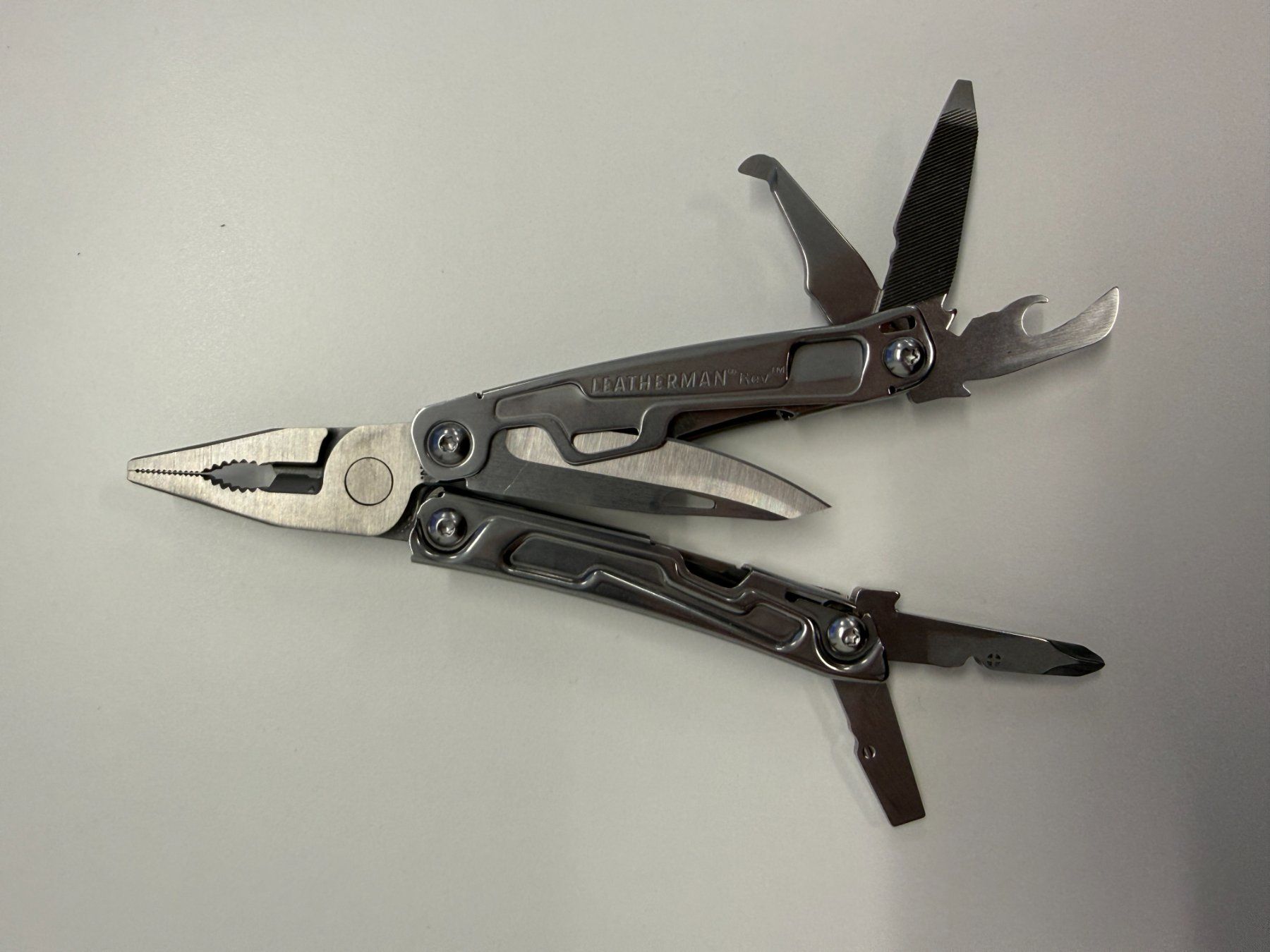 Leatherman Tutti gli attrezzi: Leatherman REV Multitool inkl. Heritage Lederholster – Nuovo (secondo la descrizione) da Trimbach venduto da Fily-90 4