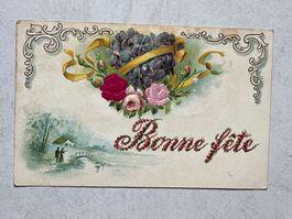 Blumen-Prägedruck Ansichtskarte mit Applikation „Bonne fête“
