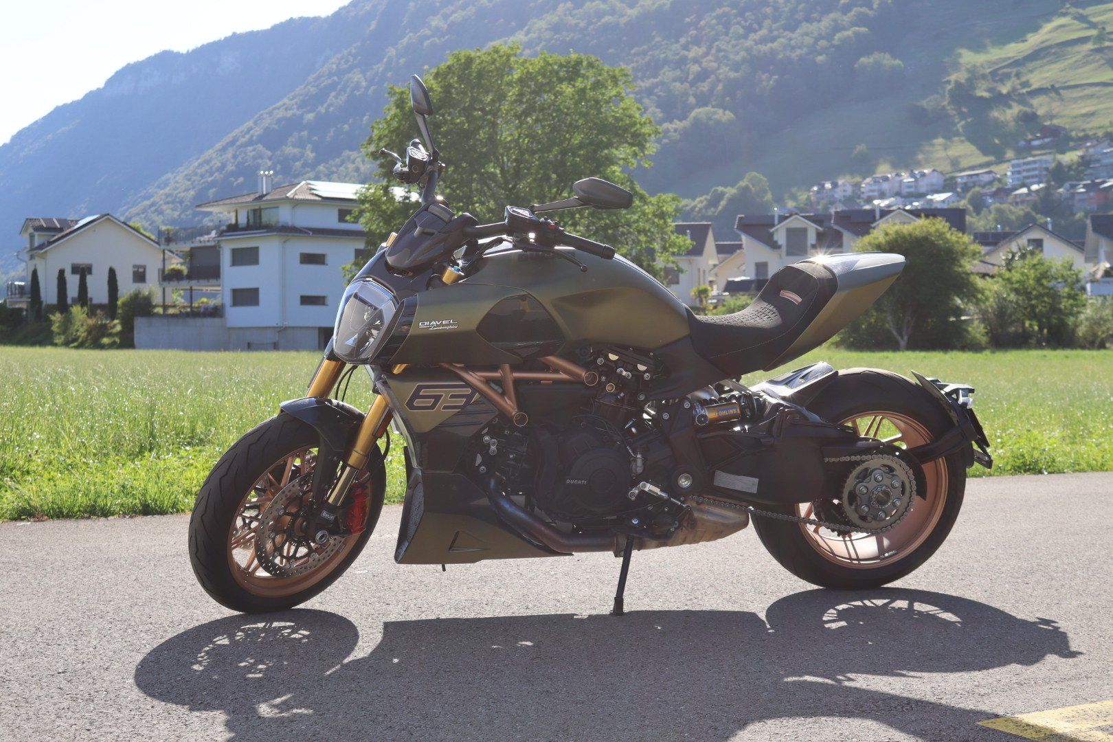 Ducati Strasse: Ducati Diavel 1260 Lamborghini – Gebraucht aus Ennetbürgen von boixosnois