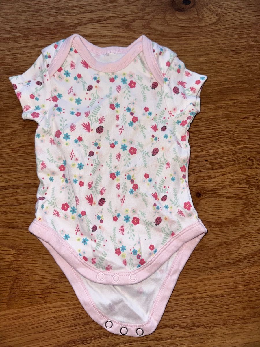 Biancheria intima: Gr 62 Blumen Marienkäfer body – Usato da Wettingen venduto da hak_52m8