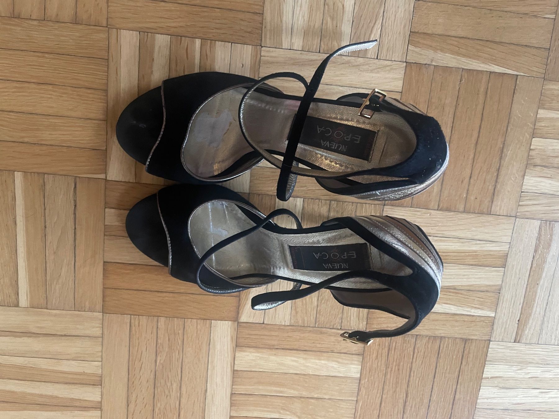 Scarpe da donna: Nueva Epoca Tanzschuhe Grösse 6 – Usato da Zürich venduto da Miush999 1