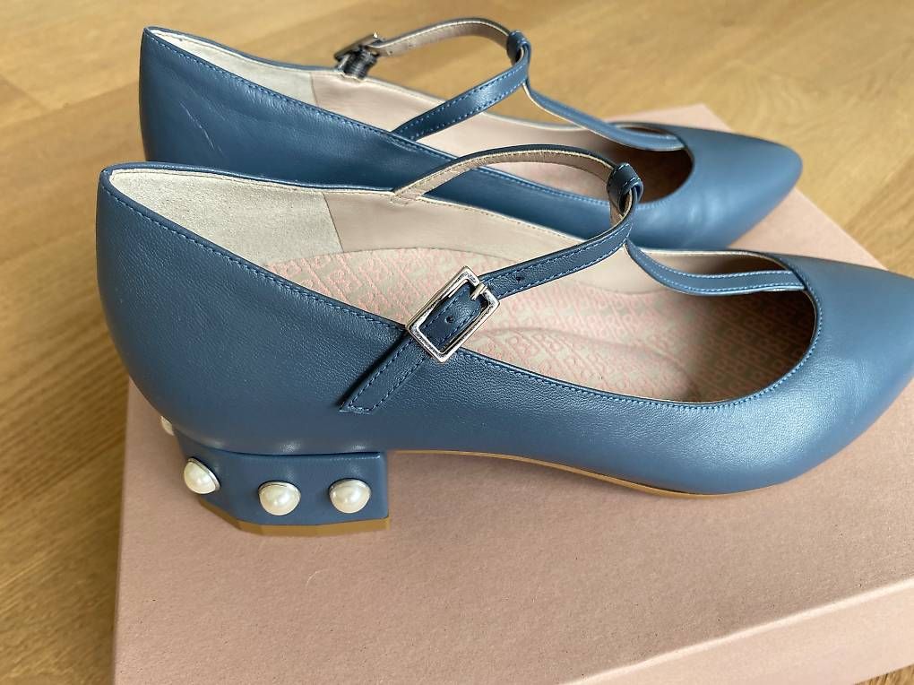 Scarpe da donna: Neue Pumps in der Gr. 39 von Roccamore – Nuovo (secondo la descrizione) da Erlenbach ZH venduto da baa_w7jc 2