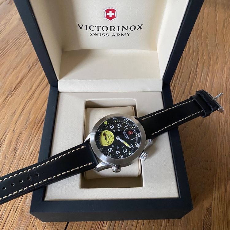 Rare Victorinox Swiss Army Airboss Mach 4 Limited Edition